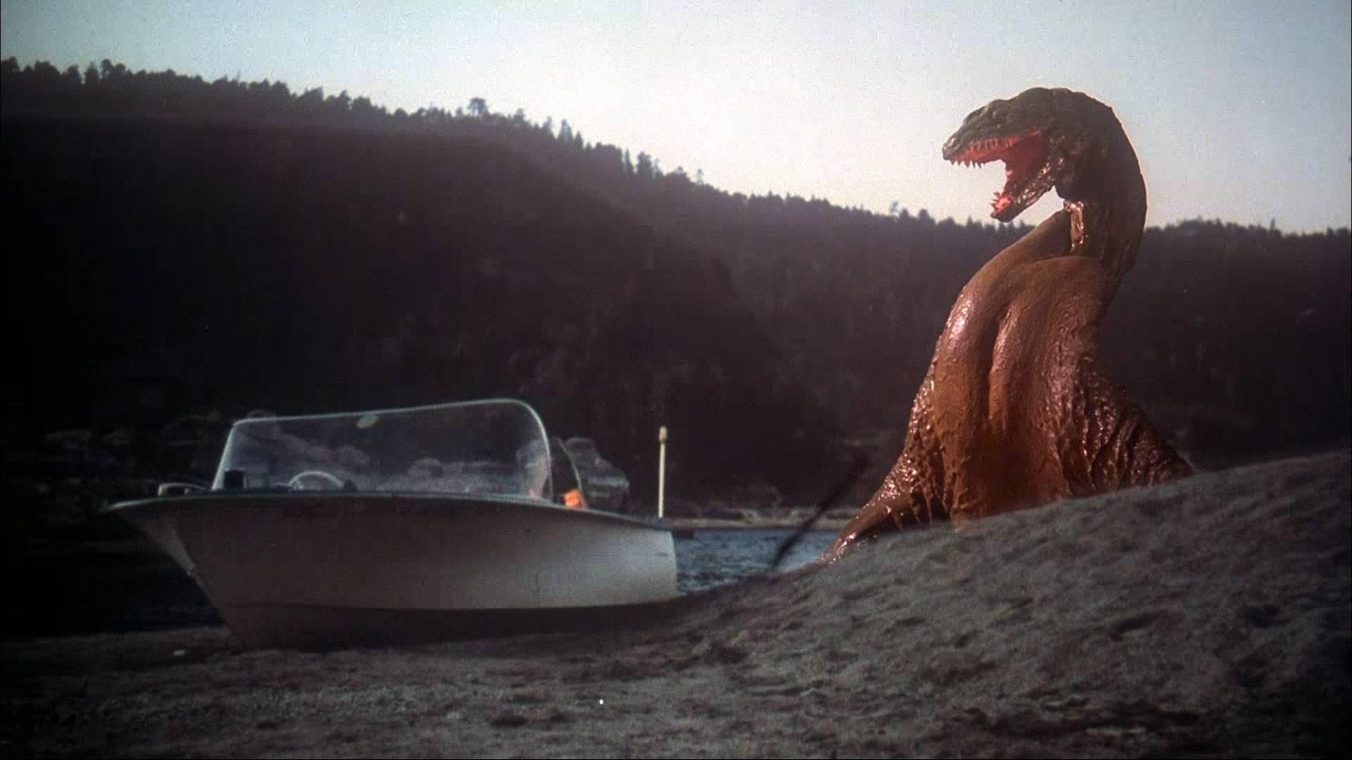火山湖怪兽
