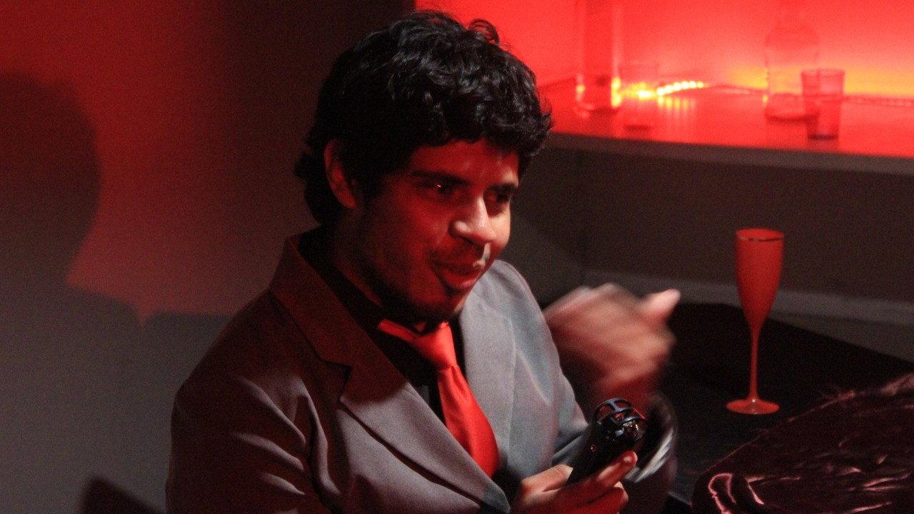 Ah, não! Tive que entrevistar vampiros para meu TCC!