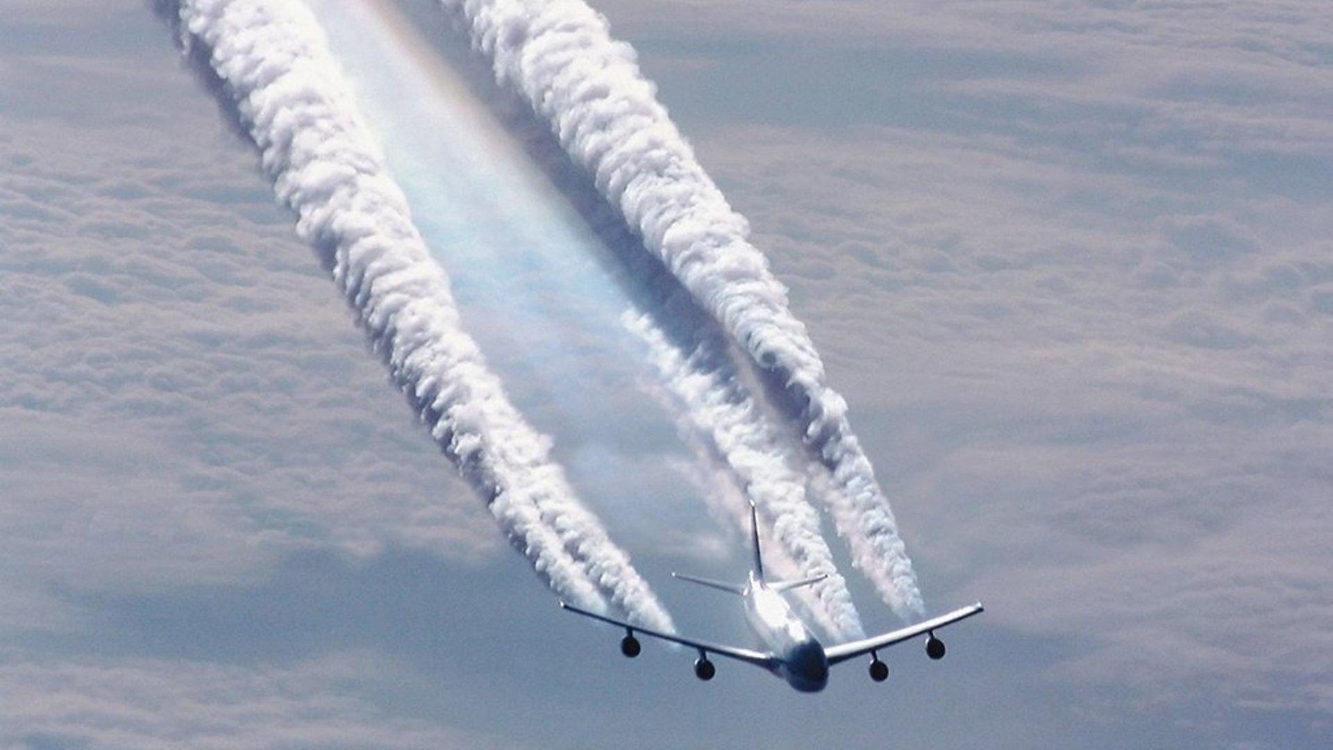 毒迹天空