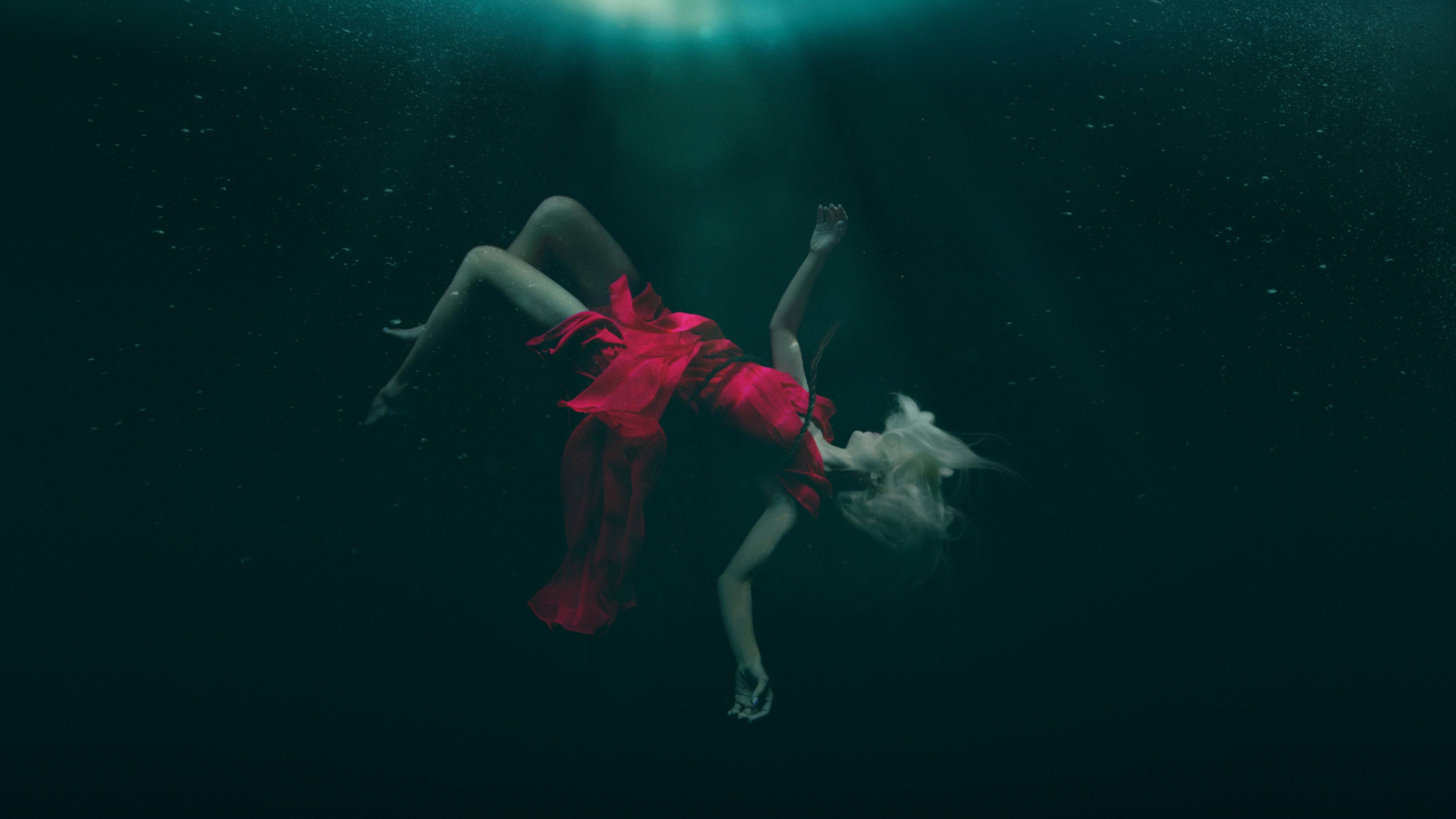 Dark Waters: Murder in the Deep