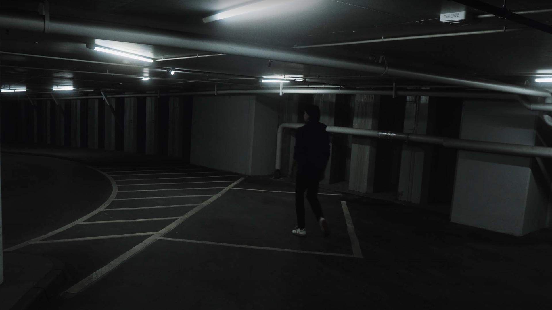 KNEGG: PENUS-SAGAEN