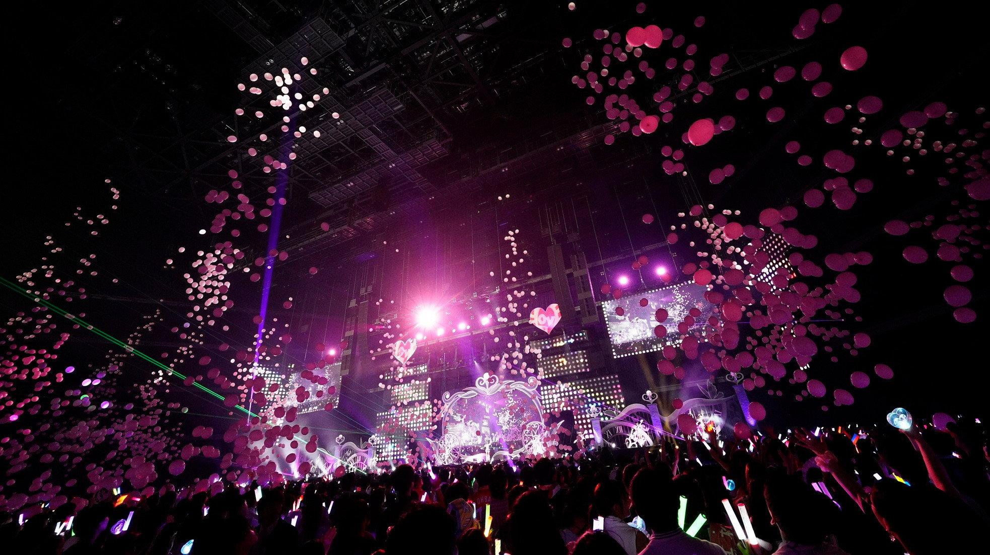 =LOVE 7周年纪念演唱会特别电影