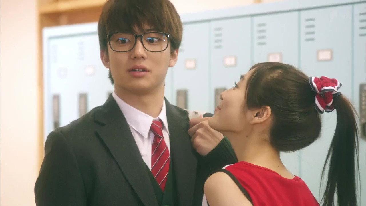 接招吧!那边的女孩