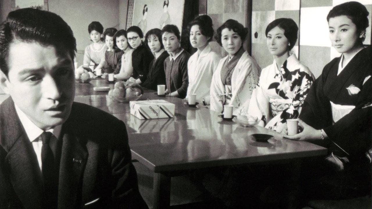 黑暗中的十个女人