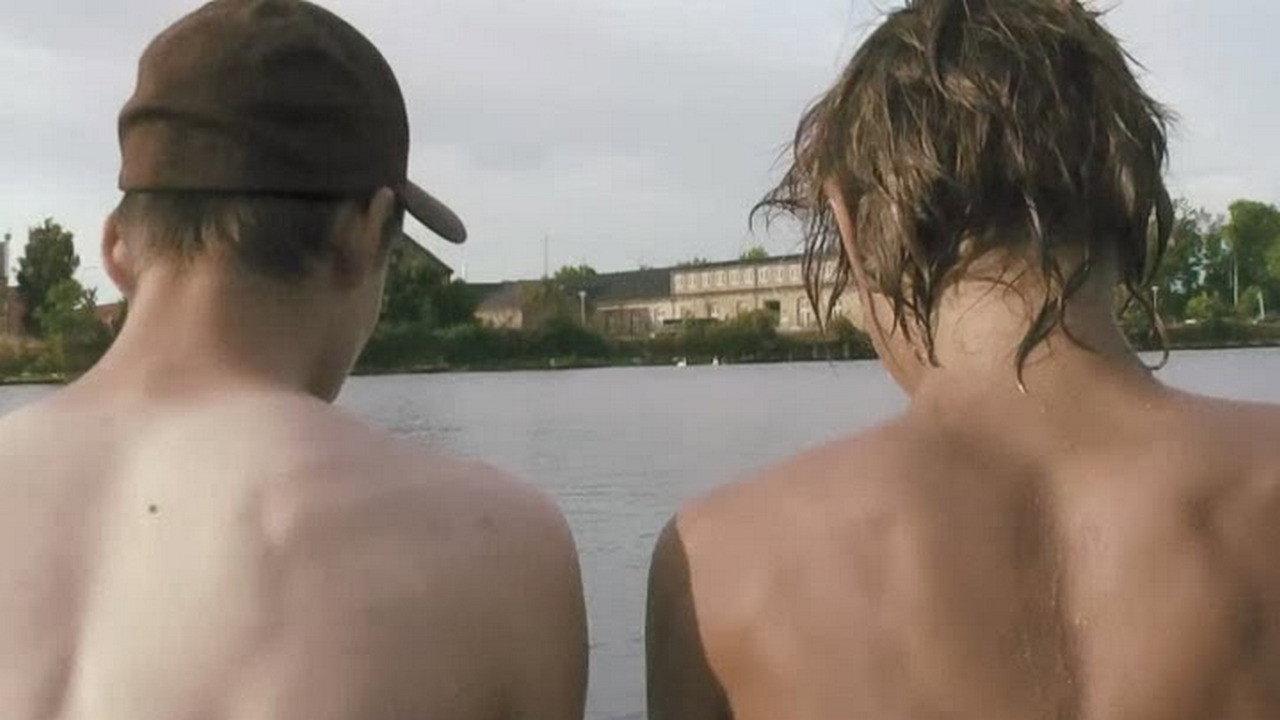 不会游泳的男孩