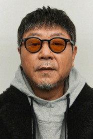 范伟