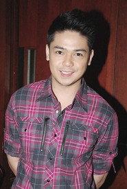 Tyron Perez