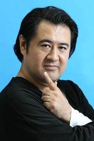 小手伸也