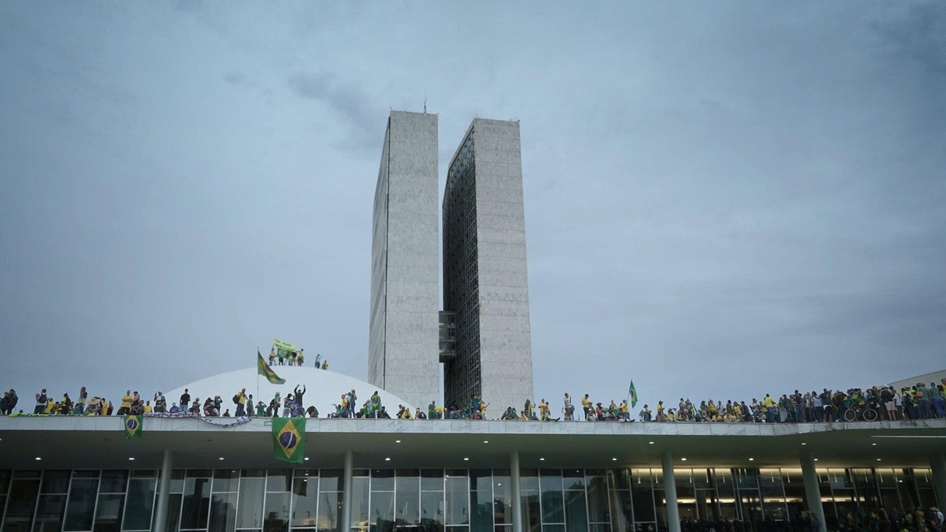 No Céu da Pátria Nesse Instante