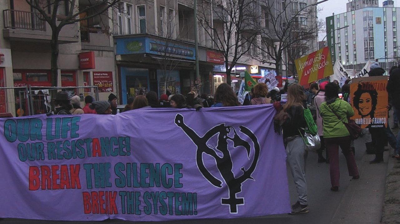 Frauen bildet Banden